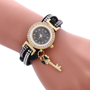 2018 Hot Sale Special Gifts Women Watches Luxury Fashion Wrap Around Padlock Diamond Bracelet Lady Womans Wrist Watch